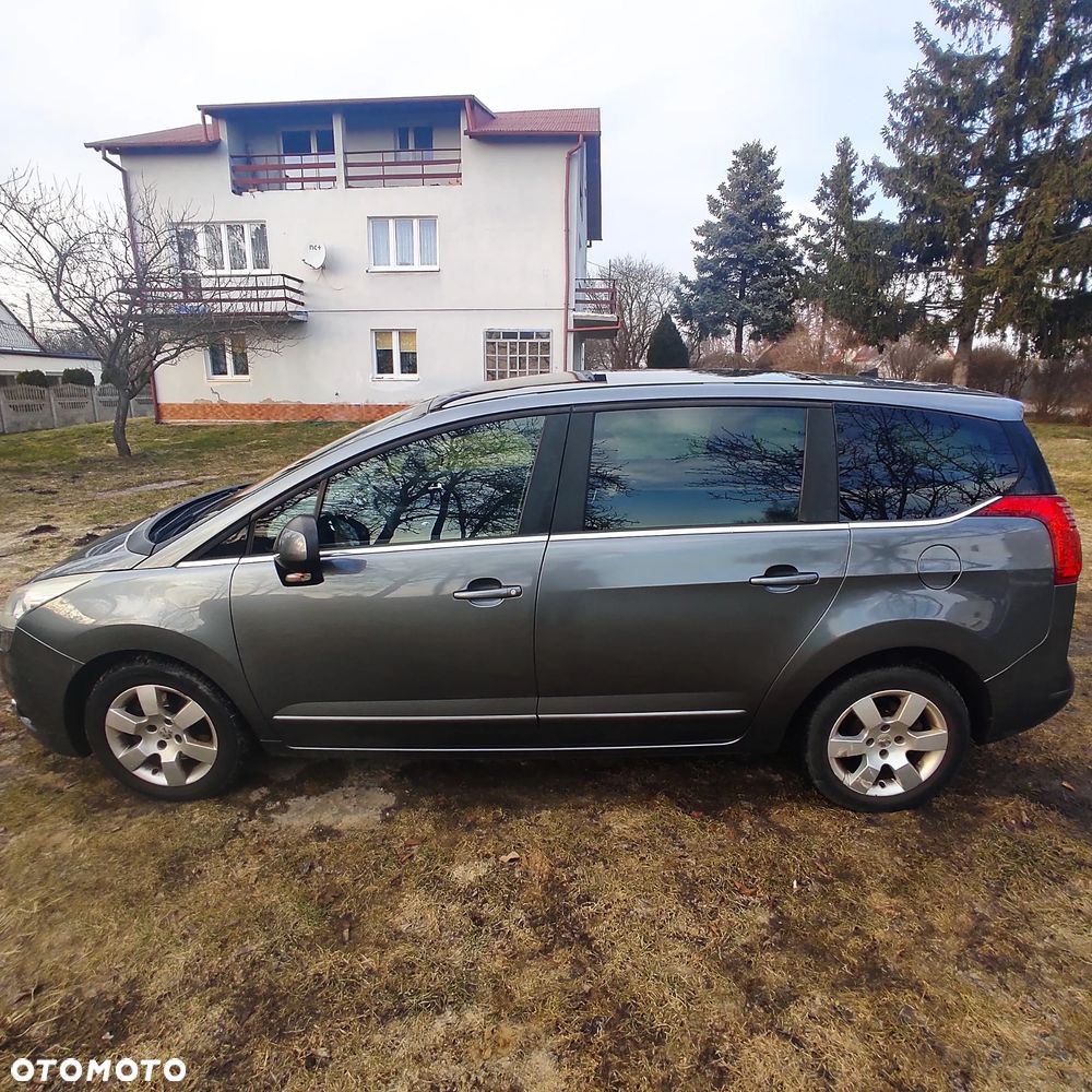 Peugeot 5008 2.0 HDi Family - 2