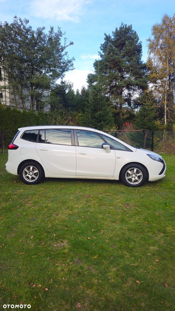 Opel Zafira - 3