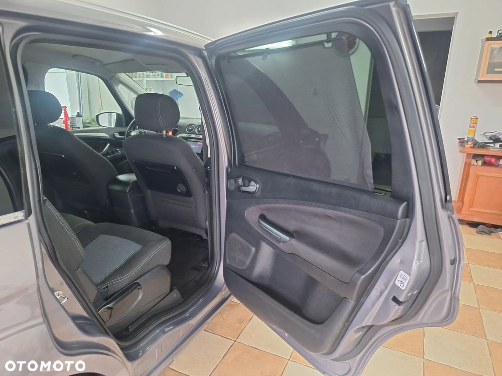 Ford Galaxy 2.0 TDCi DPF Titanium - 24