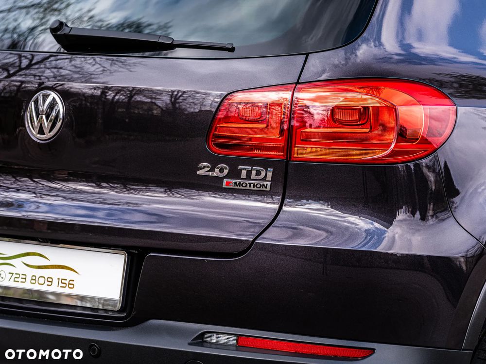 Volkswagen Tiguan 2.0 TDI SCR 4MOTION BlueMotion Technology Lounge Sport & Style - 25