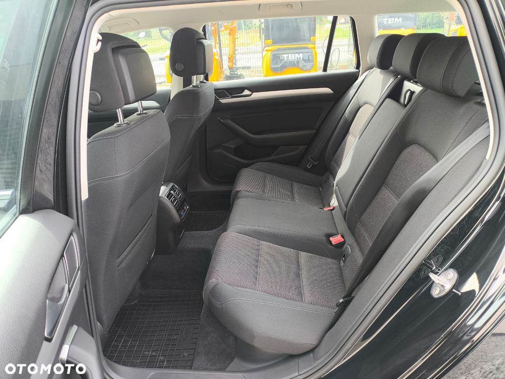 Volkswagen Passat 1.6 TDI (BlueMotion Technology) Comfortline - 22