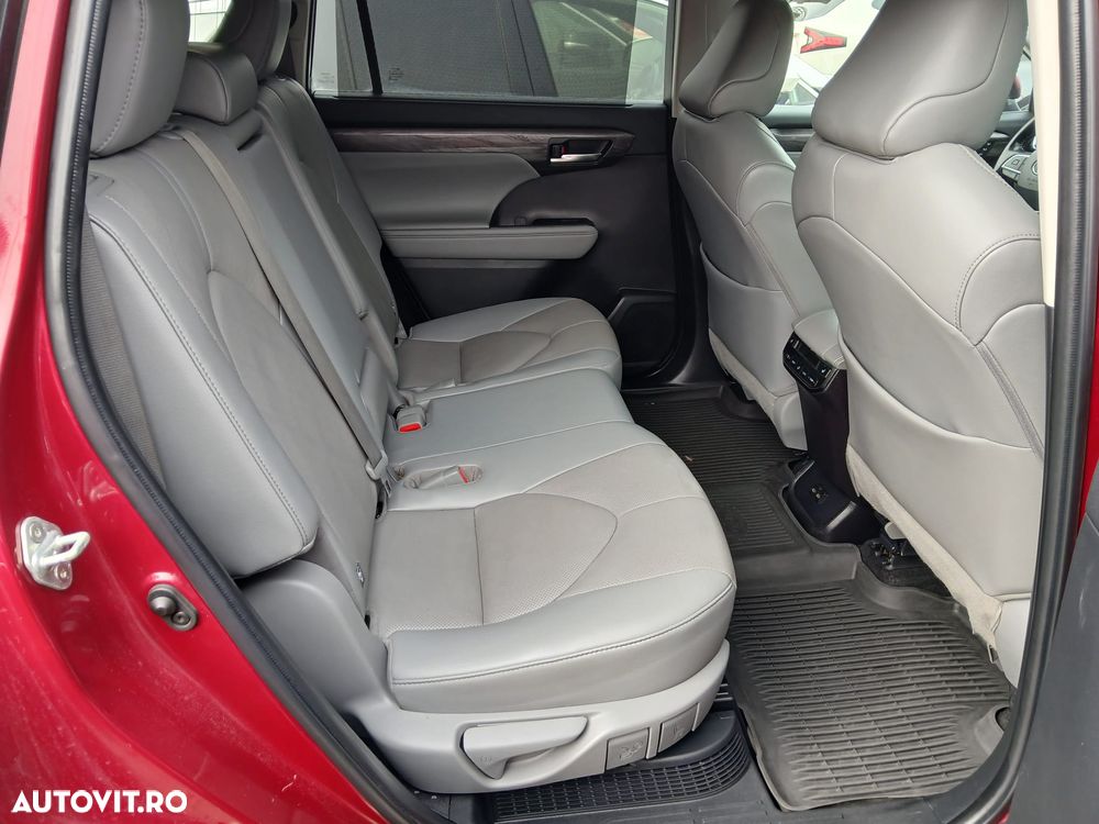 TOYOTA Highlander 2022 — imagine 26