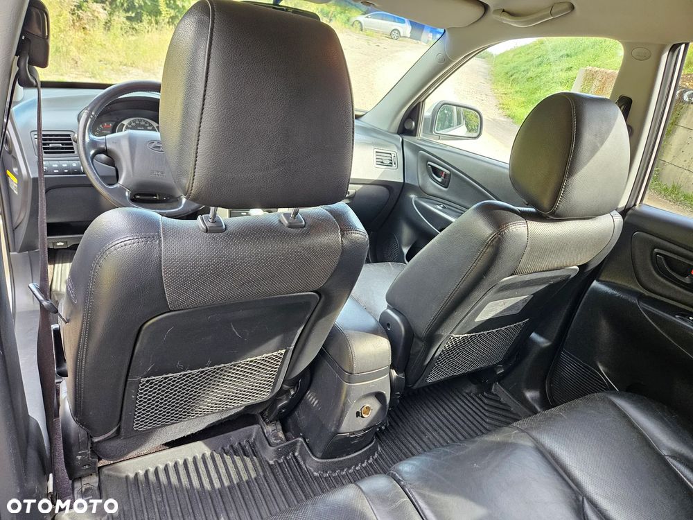 Hyundai Tucson 2.0 CRDi VGT 4WD GLS - 7