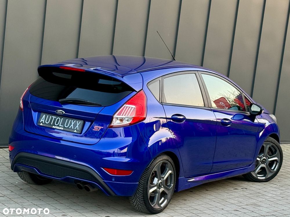 Ford Fiesta ST - 28