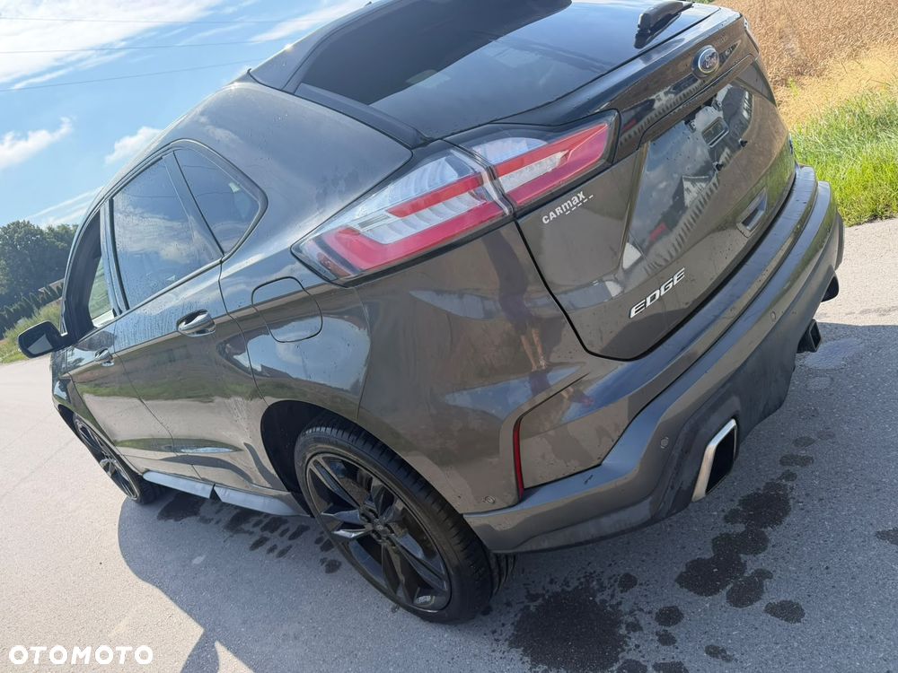 Ford Edge - 10