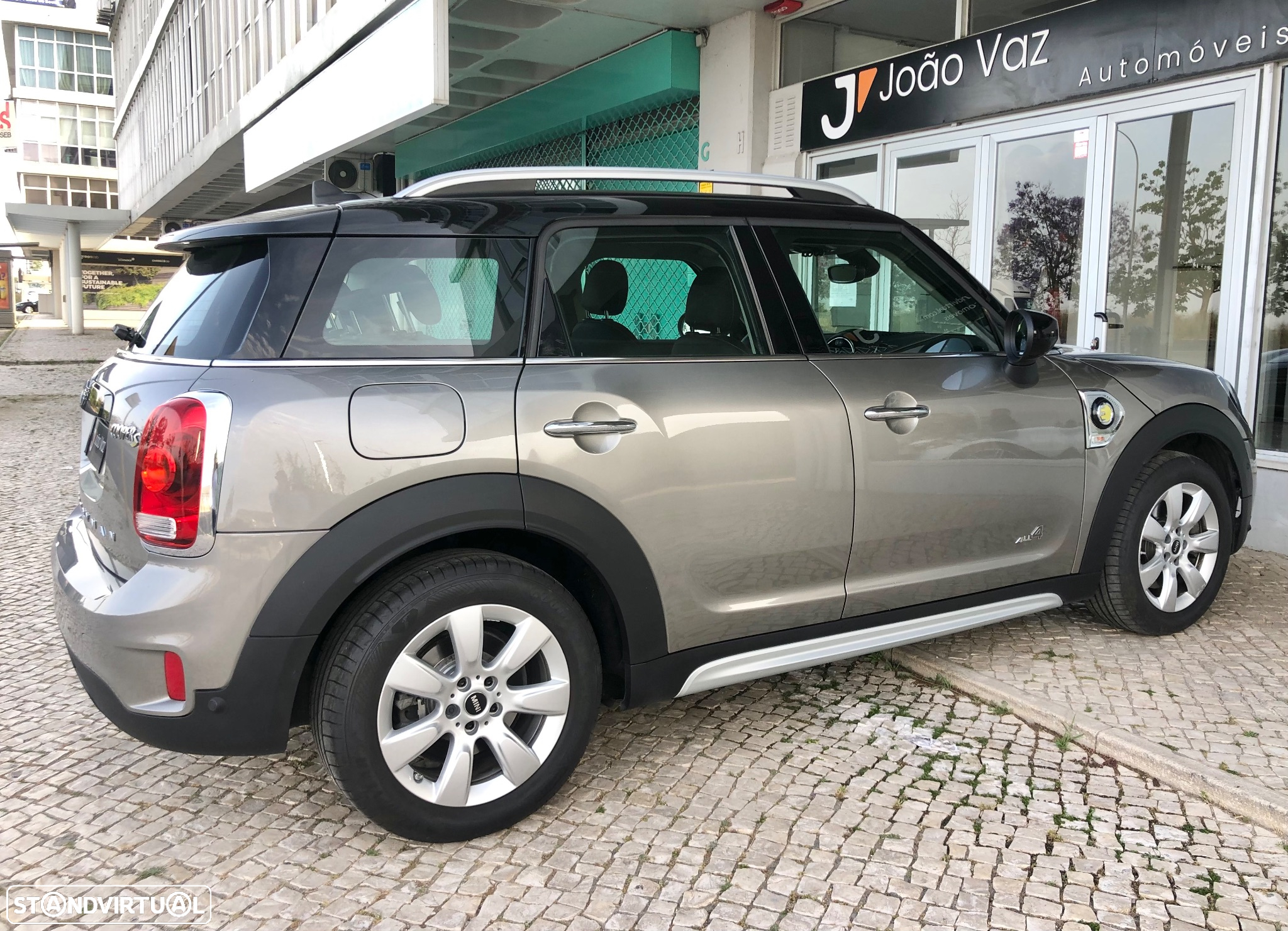 MINI Countryman Cooper SE ALL4 Auto - 11