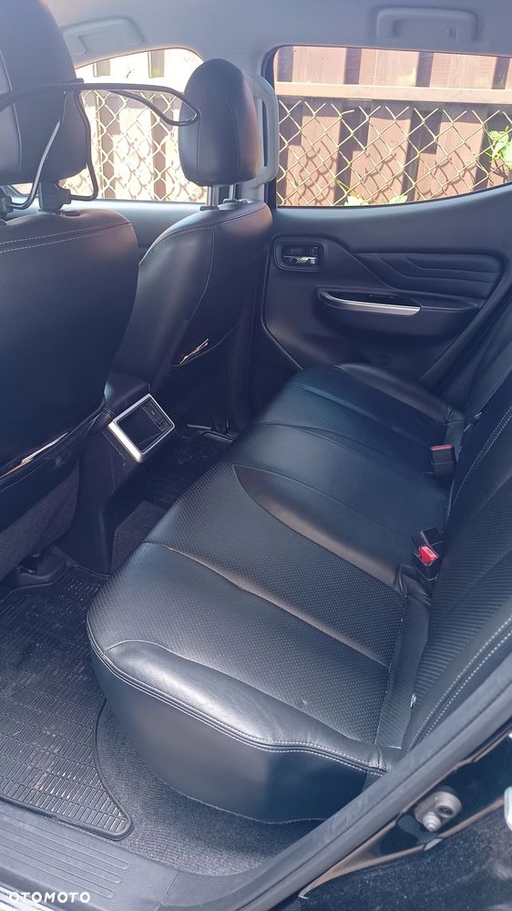 Mitsubishi L200 2.2 d DC Instyle Plus - 5