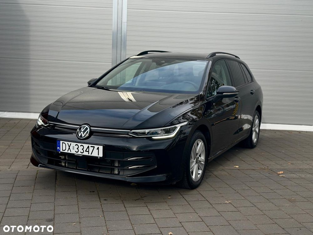 Volkswagen Golf - 1