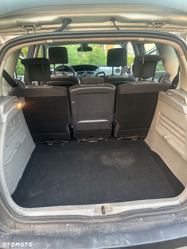 Renault Scenic 1.9 dCi Exception - 3