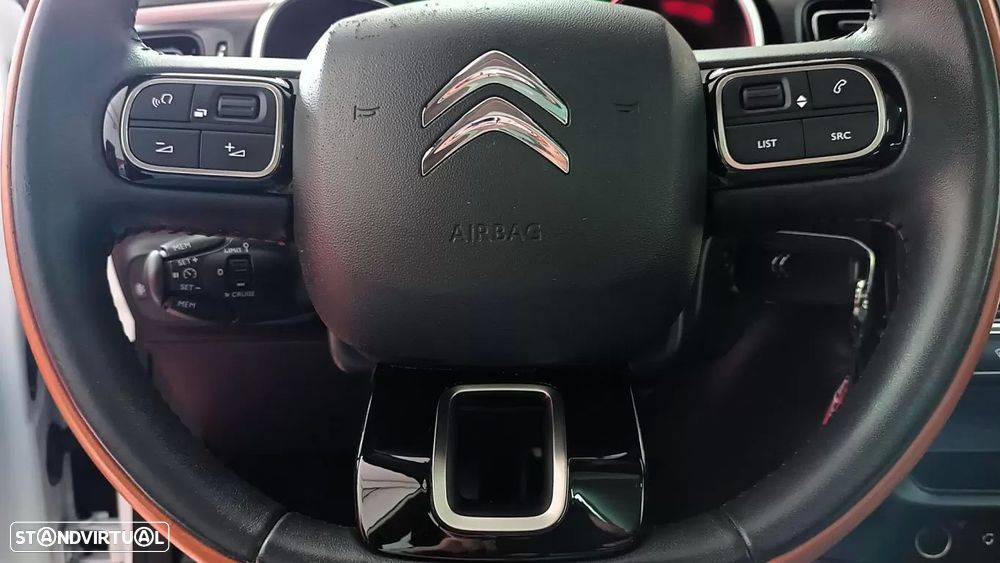 Citroën C3 1.2 PureTech Shine - 28