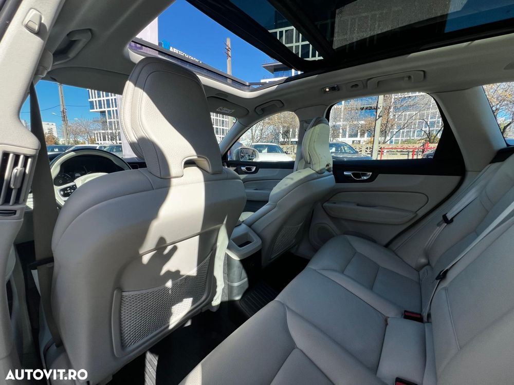 Volvo XC 60 Recharge T8 Twin Engine eAWD Inscription - 14