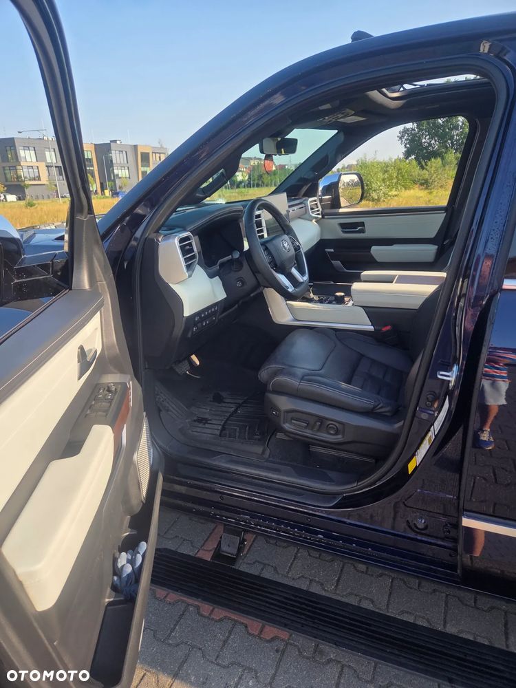 Toyota Tundra - 8