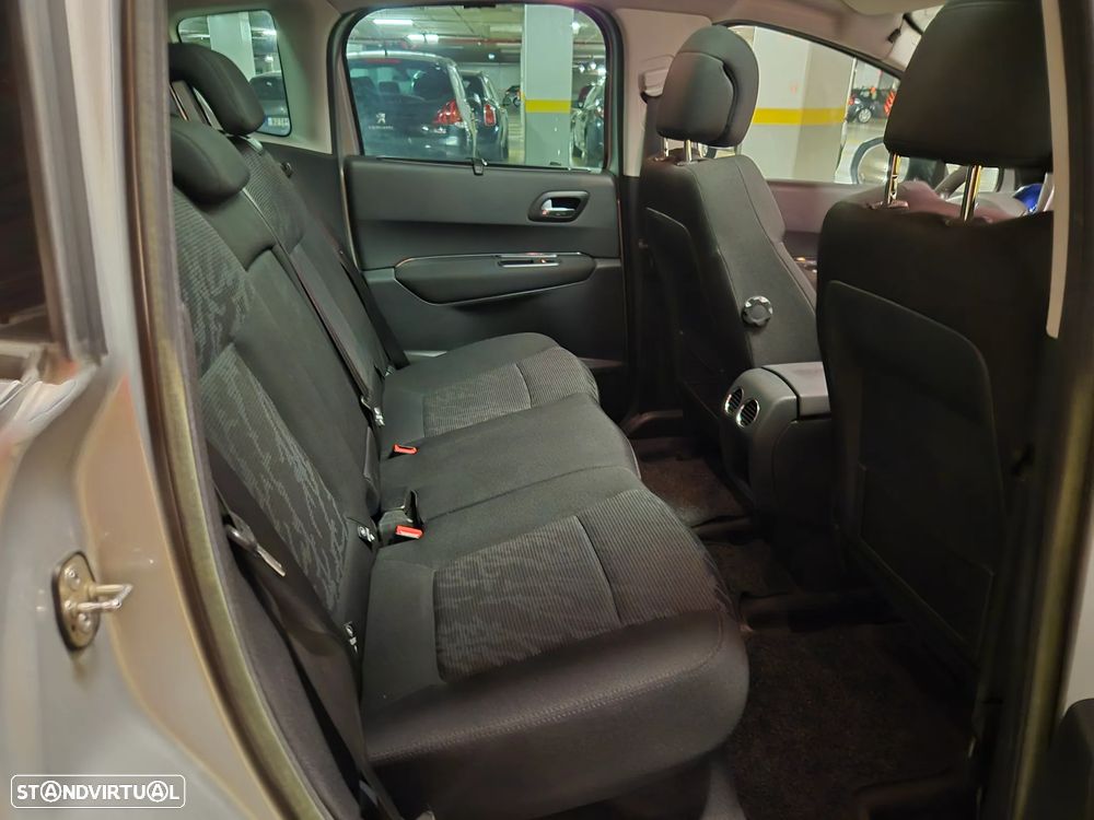 Peugeot 3008 1.6 HDi Sport - 31