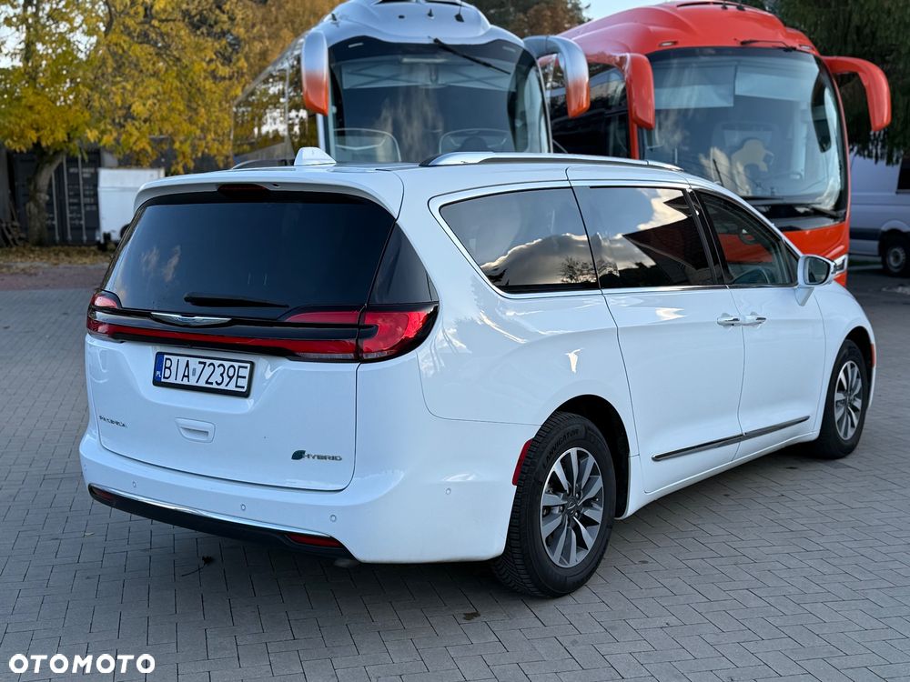 Chrysler Pacifica 2021 photo 3