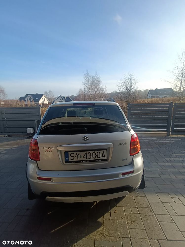 Suzuki SX4 2.0 DDiS 4x4 Comfort - 4