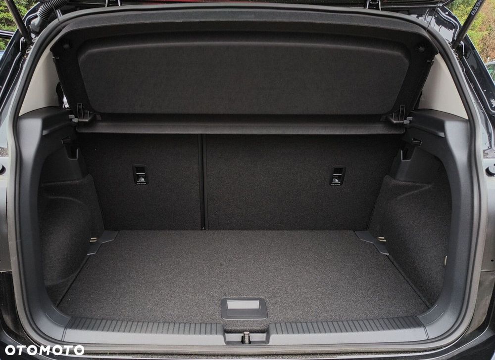 Volkswagen T-Cross 1.0 TSI Life Plus - 20