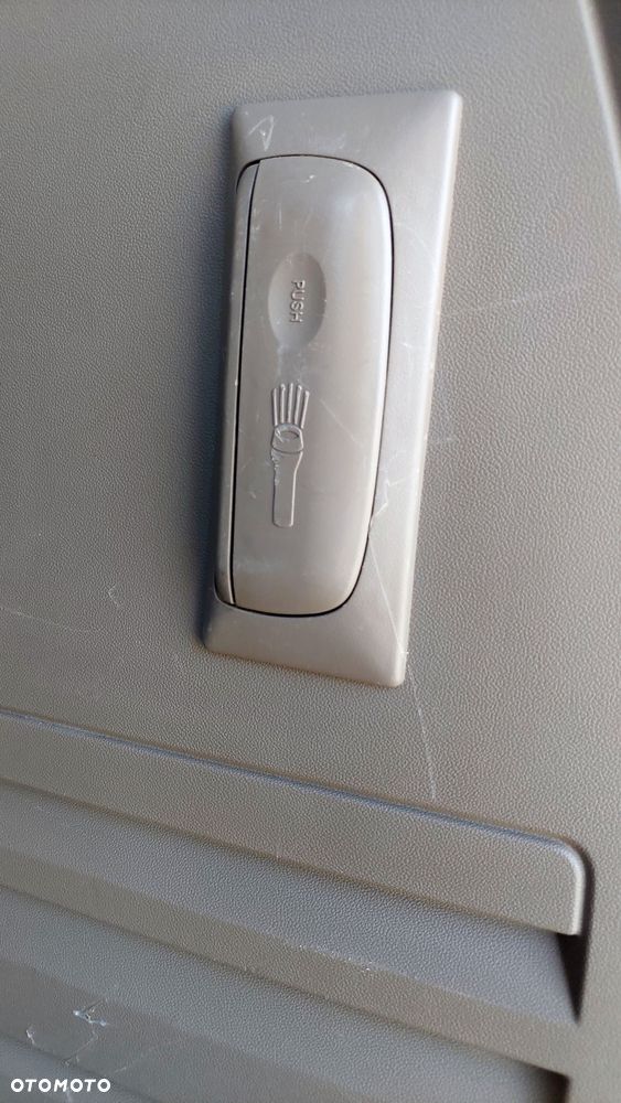 Lancia Voyager 3.6 Platinum - 33