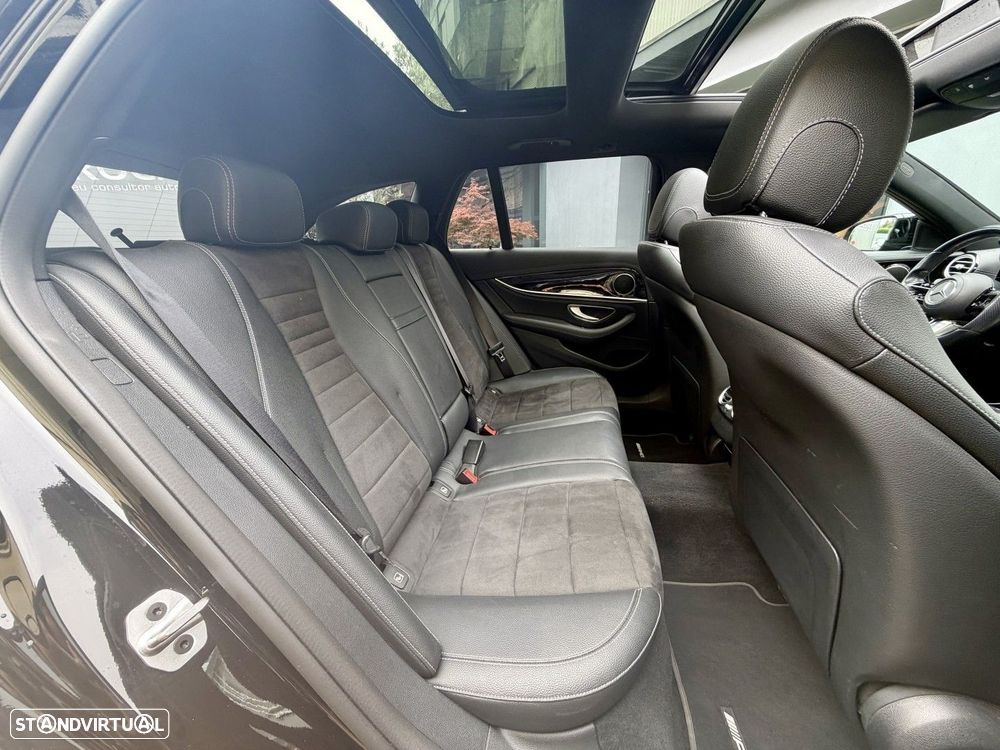 Mercedes-Benz E 300 de AMG Line - 22