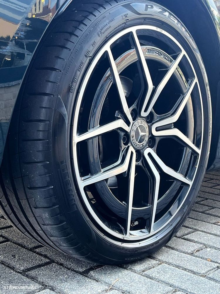 Mercedes-Benz E 300 d AMG Line 4Matic Aut. - 40