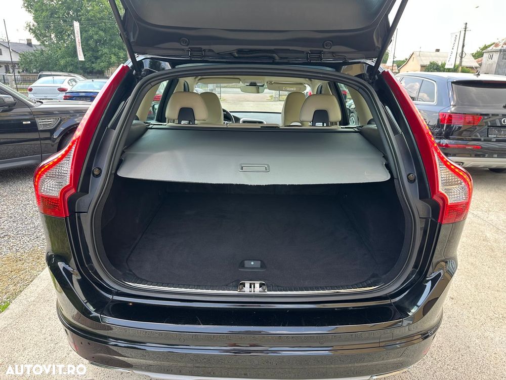 Volvo XC 60 D4 Geartronic Momentum - 21