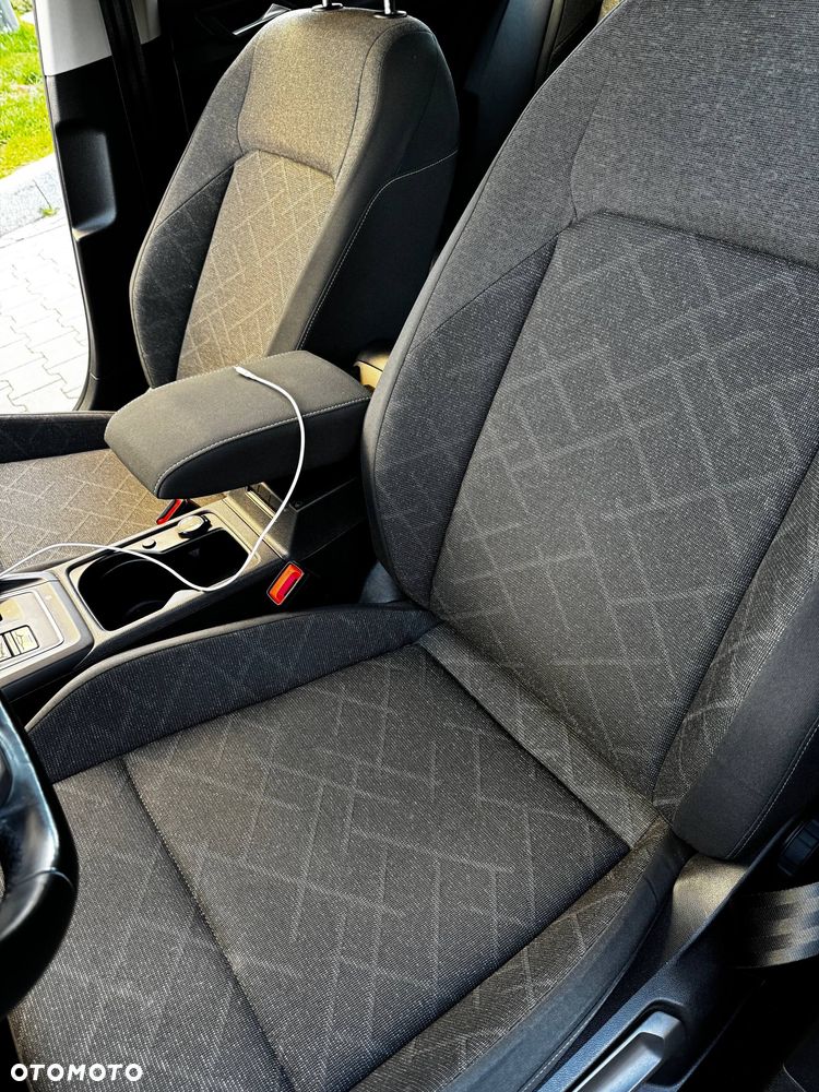 Volkswagen Golf - 14