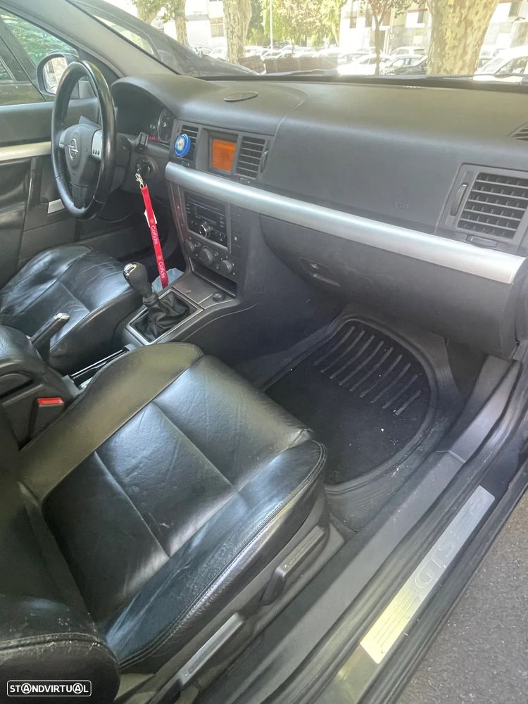 Opel Vectra GTS 2.2 DTi - 8