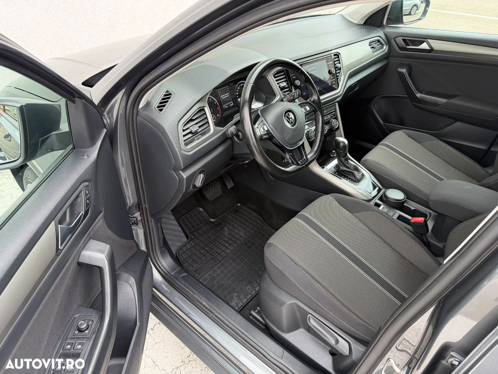 Volkswagen T-Roc 1.5 TSI DSG Design - 11