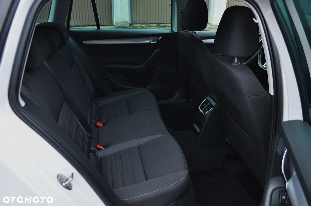 Skoda Octavia 1.6 TDI Style - 29