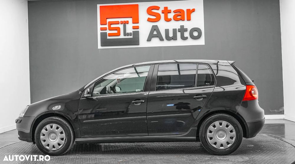 Volkswagen Golf 1.6 FSI Individual - 10