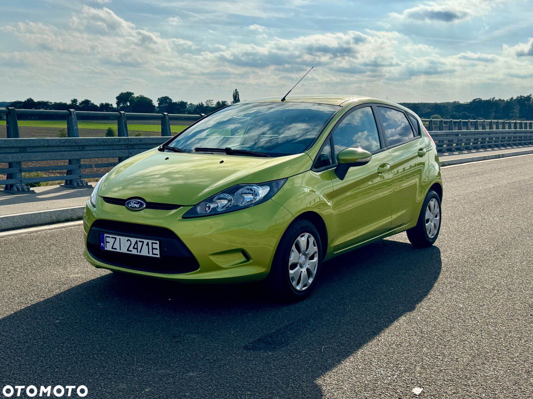 Ford Fiesta 1.25 Ambiente - 1