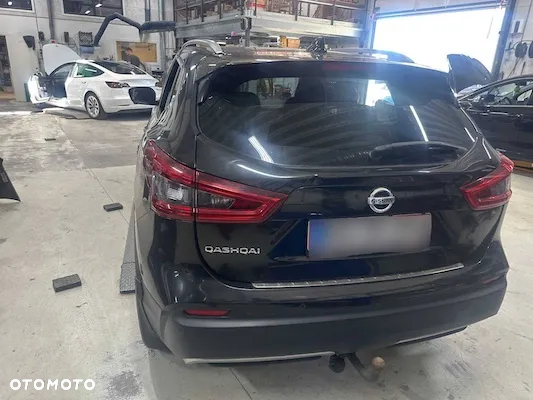 Nissan Qashqai 1.6 DIG-T 360 - 5