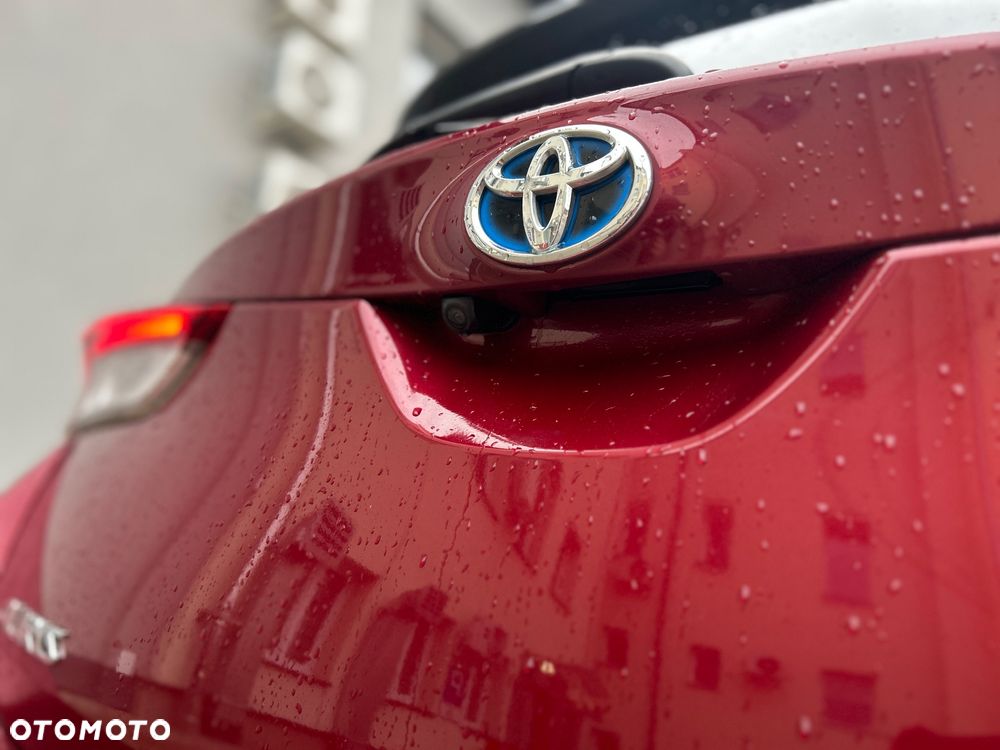 Toyota Auris 1.8 HSD Prestige - 8