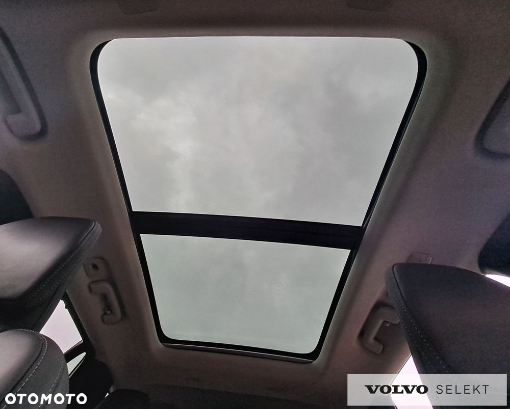Volvo XC 90 - 30