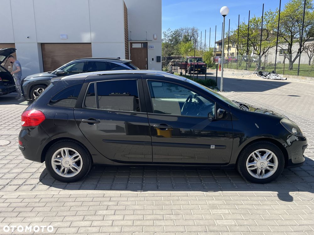 Renault Clio 1.6 16V Night&Day - 3