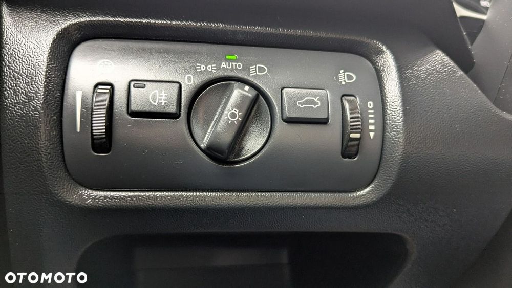 Volvo V40 - 30