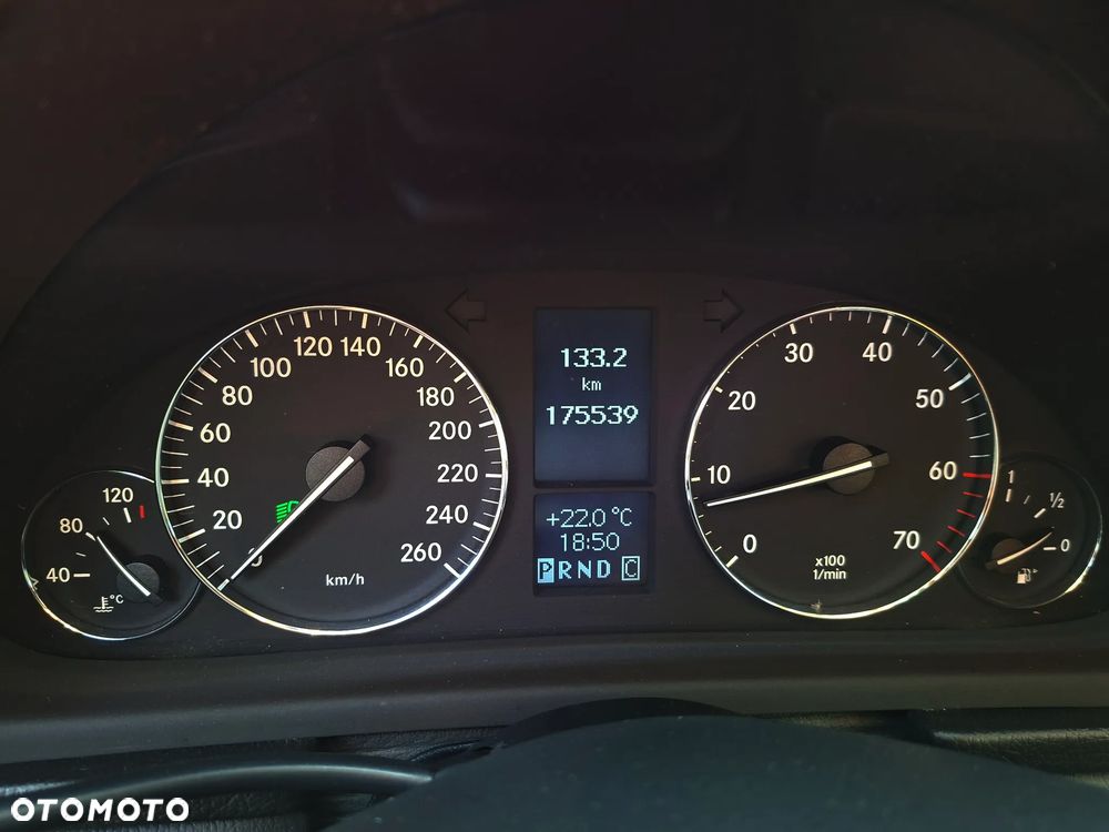 Mercedes-Benz Klasa C 180 Kompressor Automatik Elegance - 28