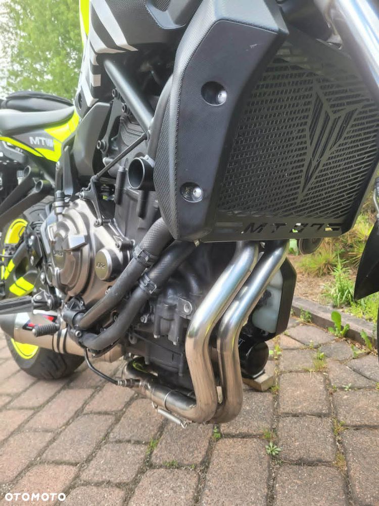 Yamaha MT - 12