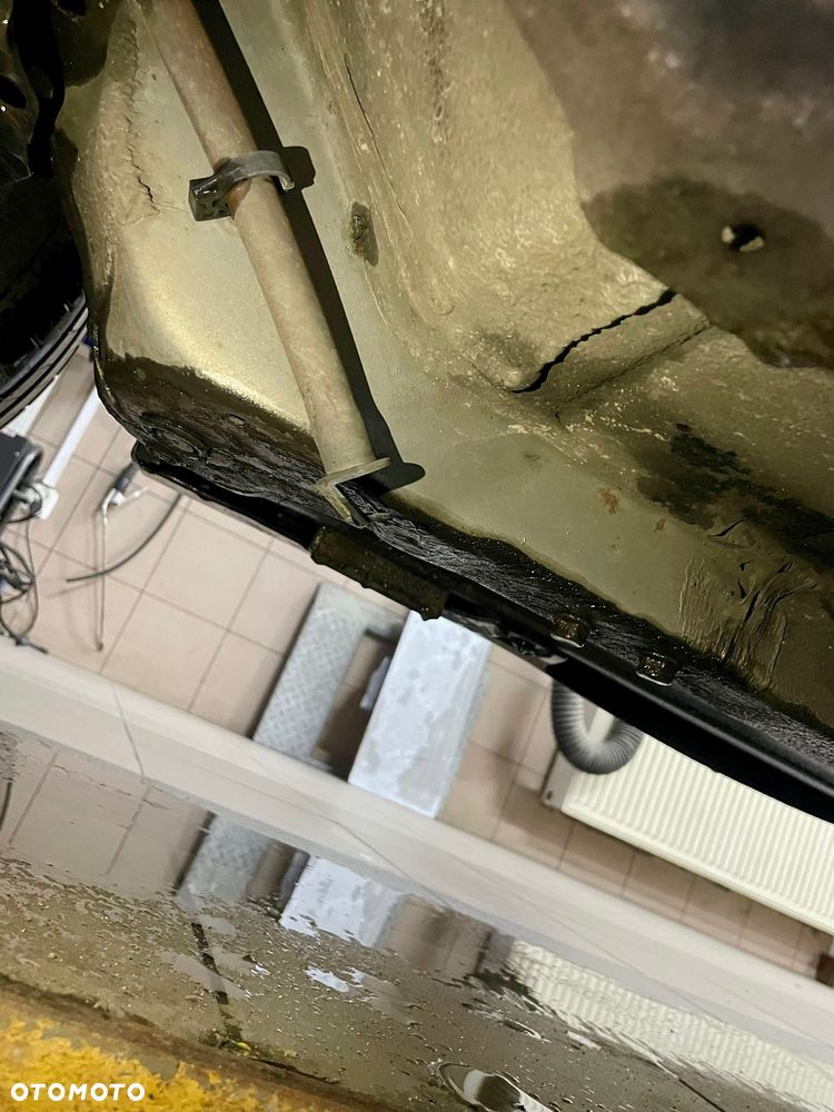 Honda Accord 2.0 ES - 35