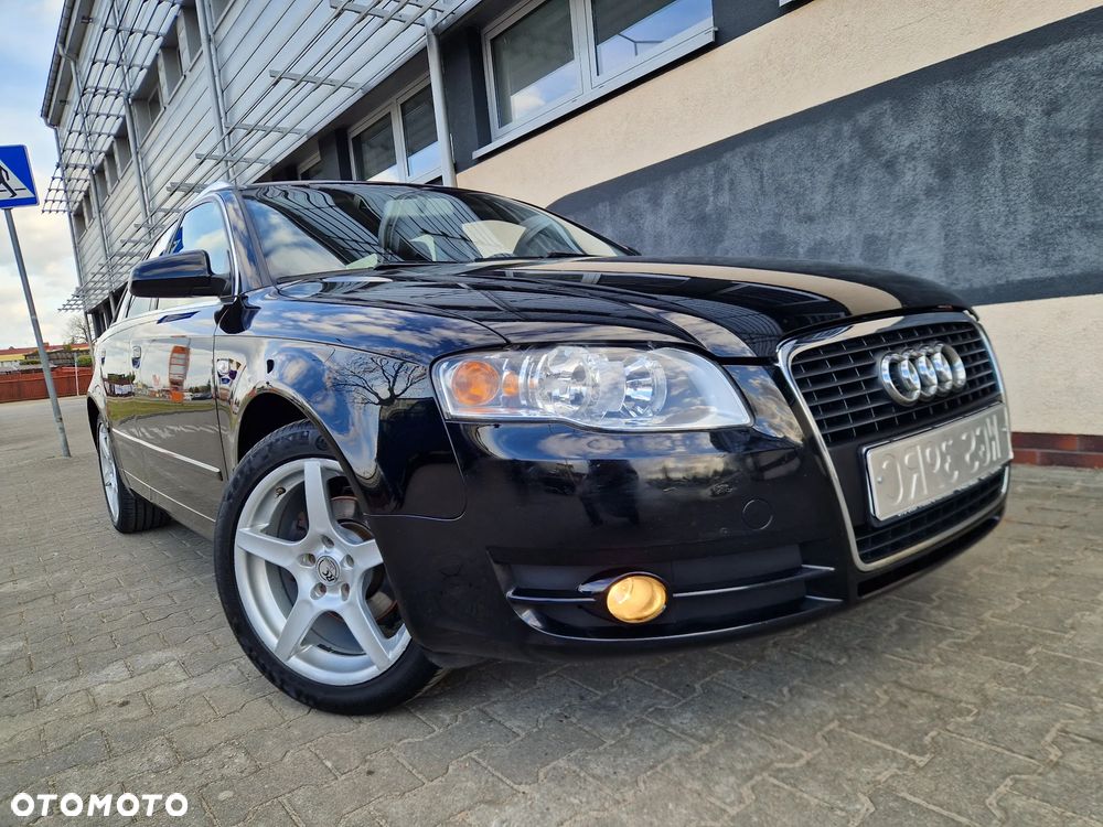 Audi A4 Avant - 1