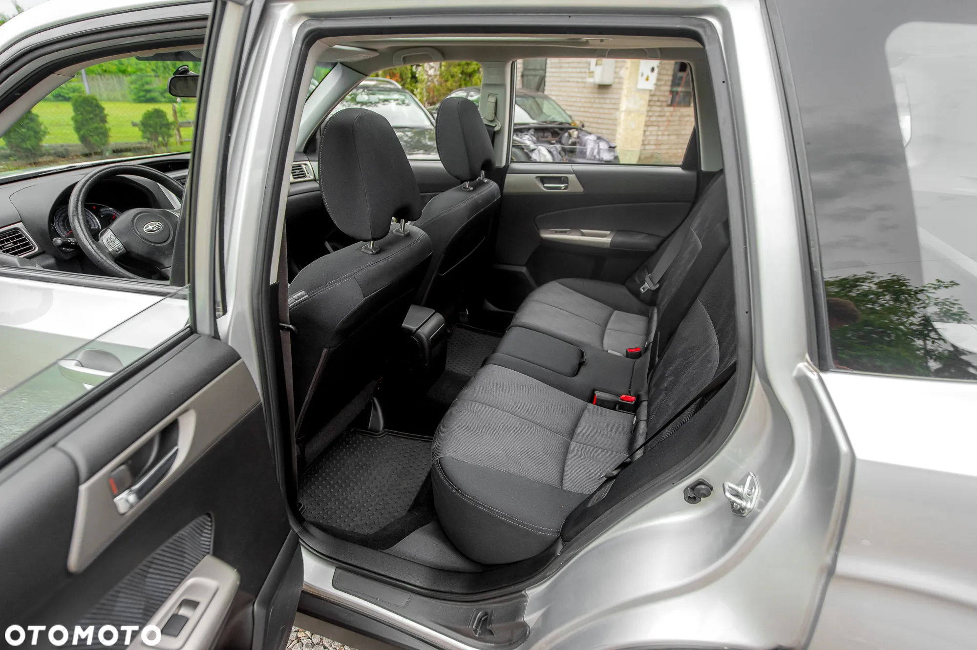 Subaru Forester 2.0X Exclusive - 17