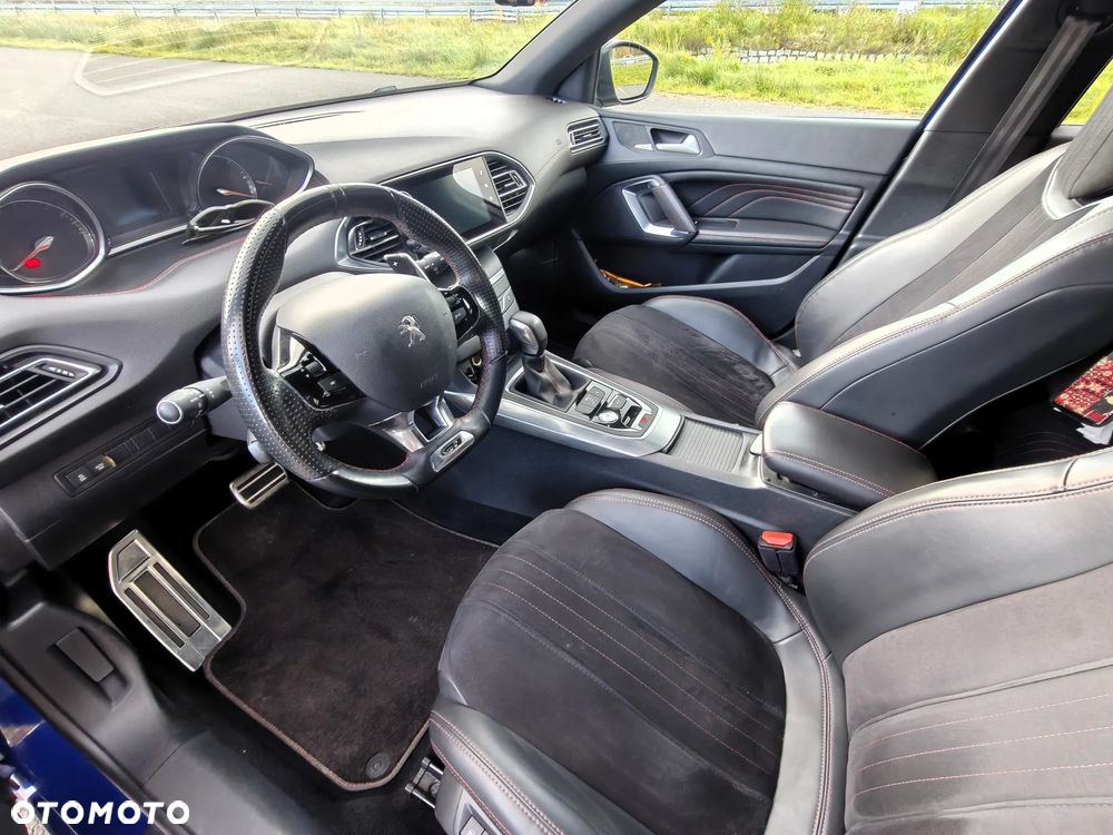 Peugeot 308 BlueHDi 180 EAT6 GT - 15
