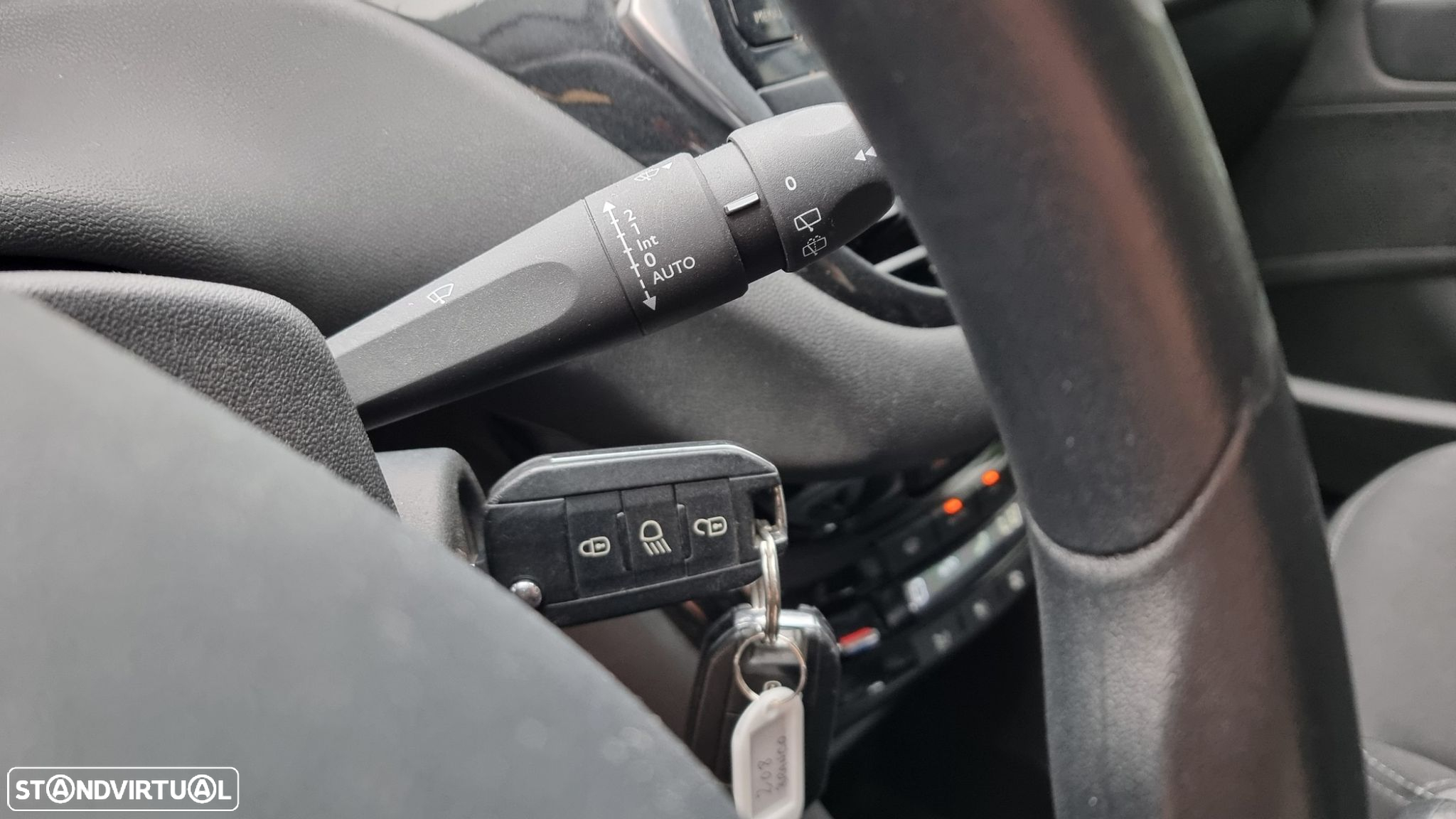 Peugeot 208 1.6 e-HDi Active - 14