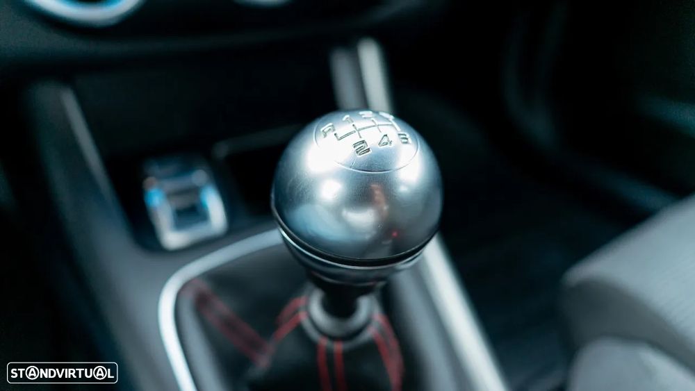 Alfa Romeo Giulietta 1.6 JTDm Veloce - 26