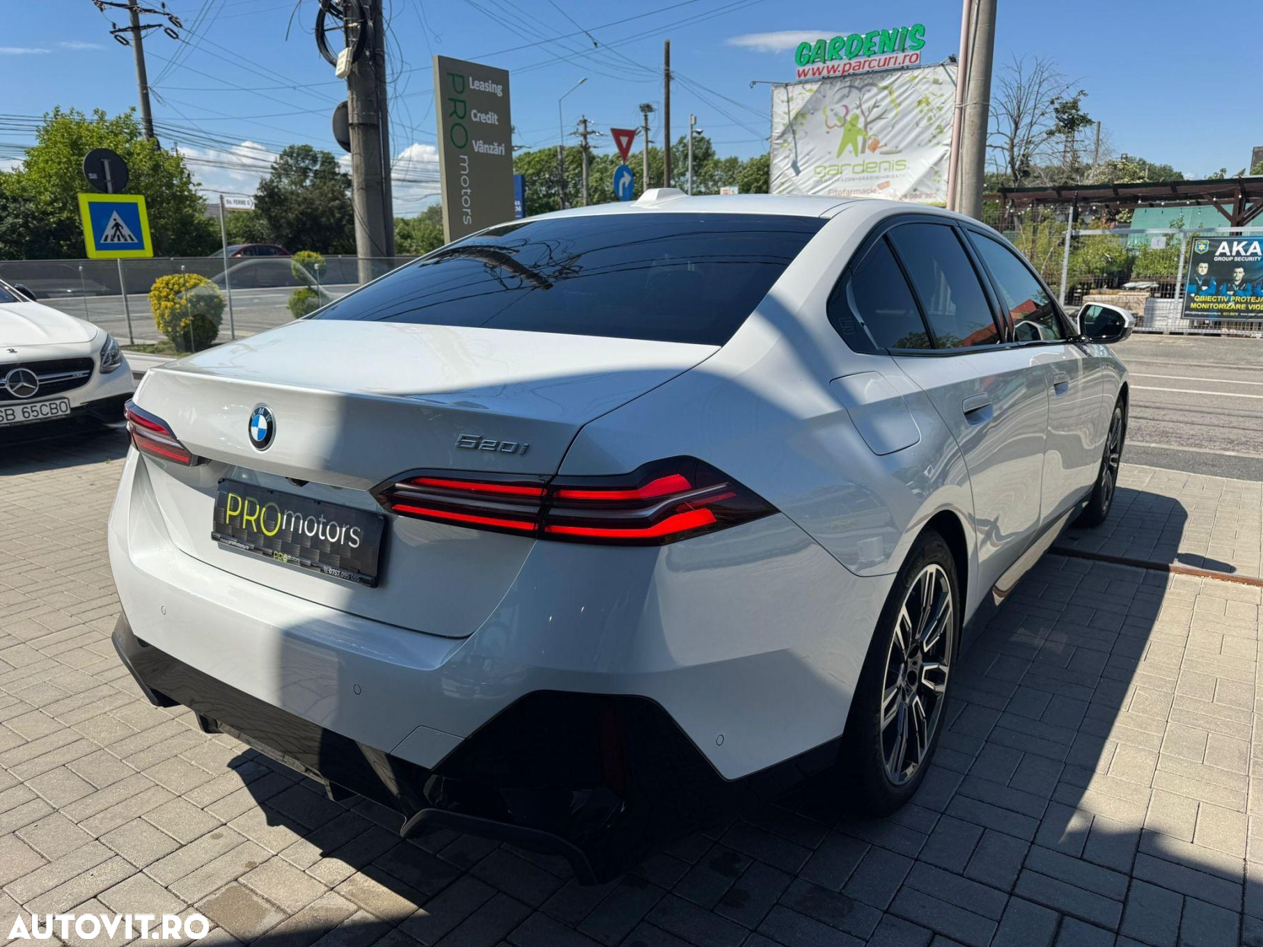 BMW Seria 5 - 12