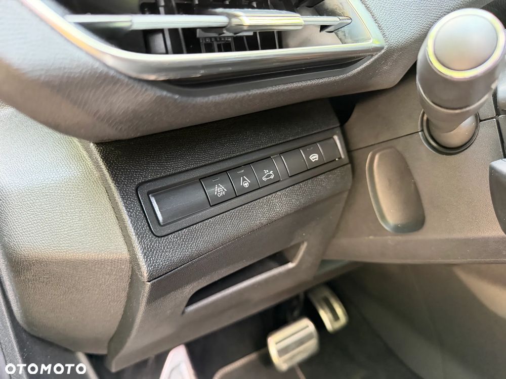 Peugeot 5008 2.0 BlueHDi GT S&S EAT8 - 16