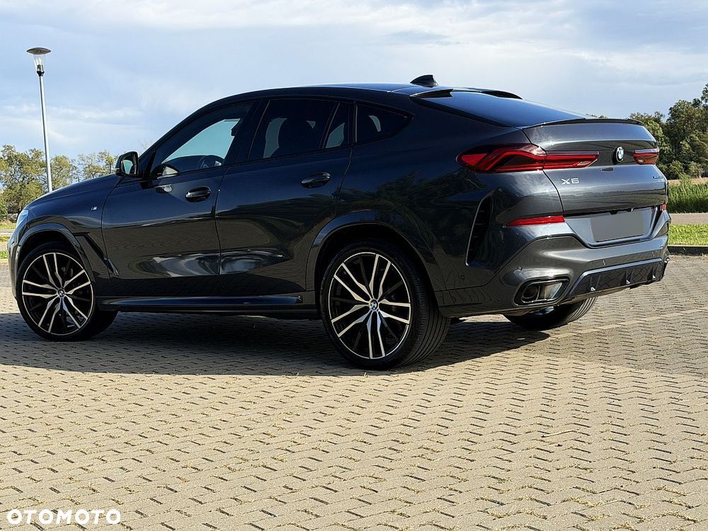 BMW X6 - 22