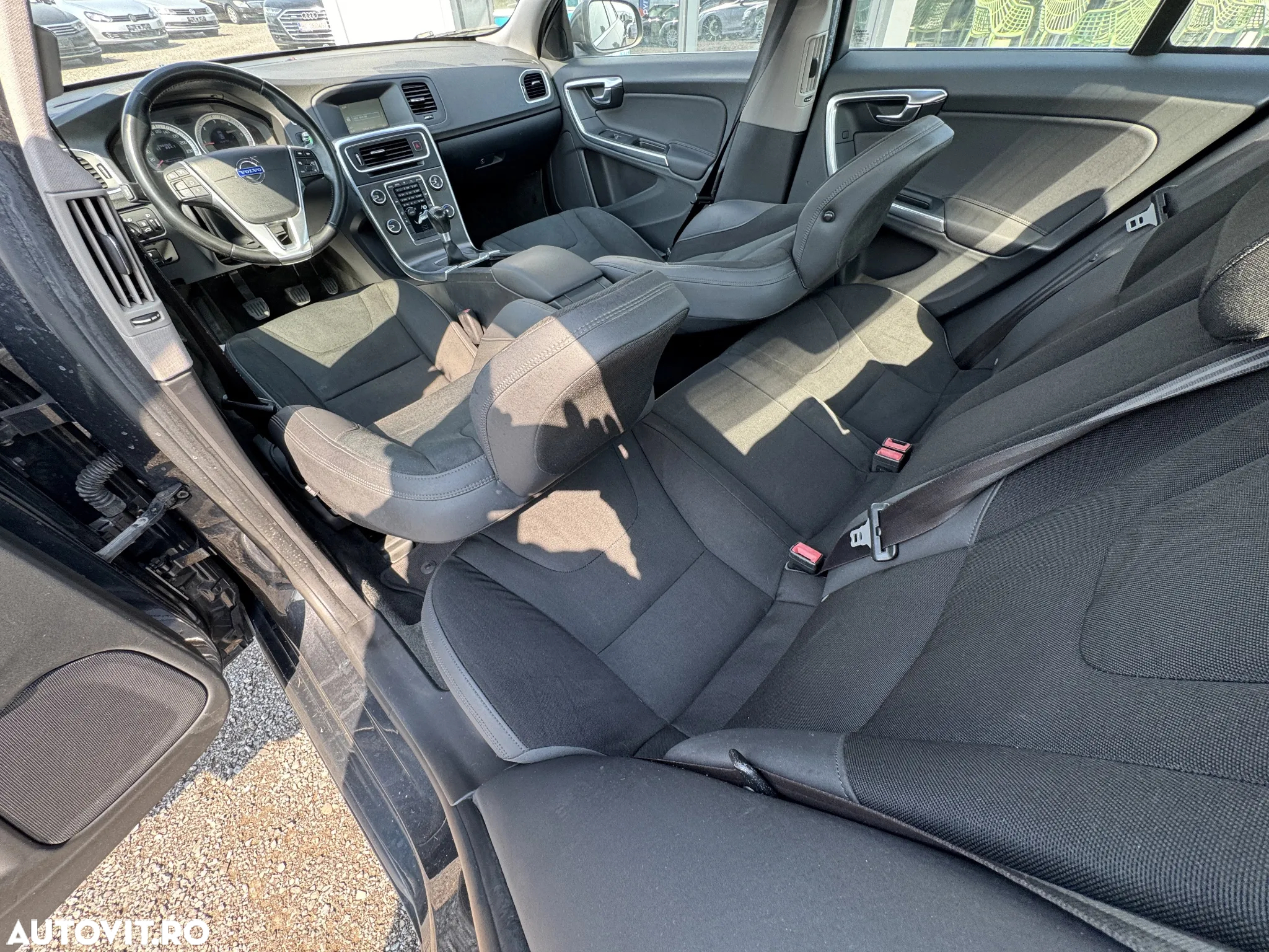 Volvo S60 D3 Start-Stop Momentum - 24