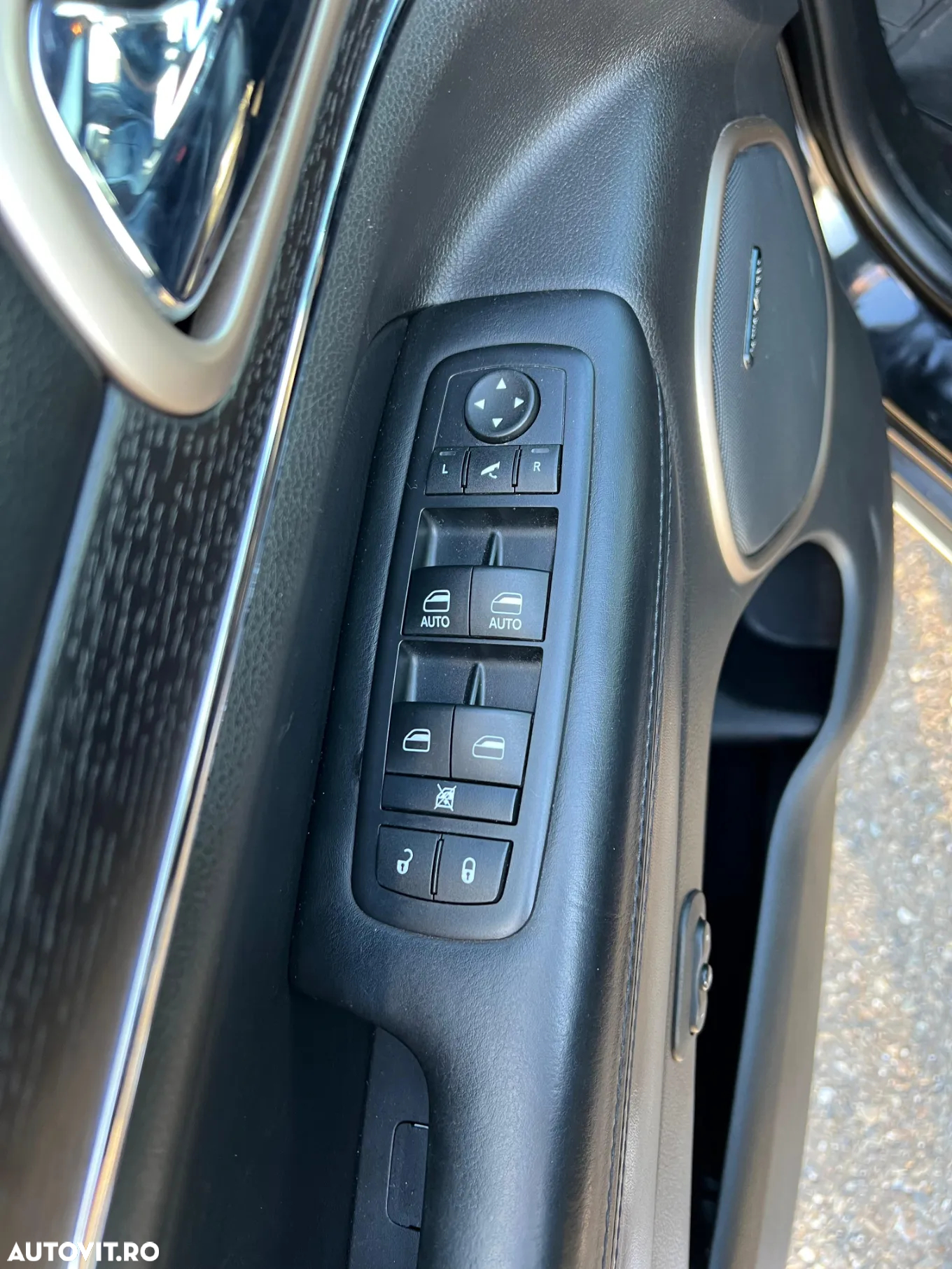 Jeep Grand Cherokee 3.0 TD AT Summit - 40