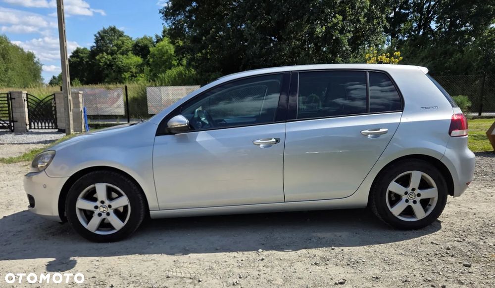 Volkswagen Golf 1.6 TDI DPF Team - 8