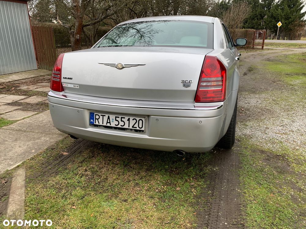 Chrysler 300C 5.7 V8 HEMI Automatik - 7